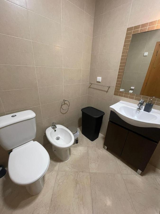 Cricket Apartments Феррел Экстерьер фото