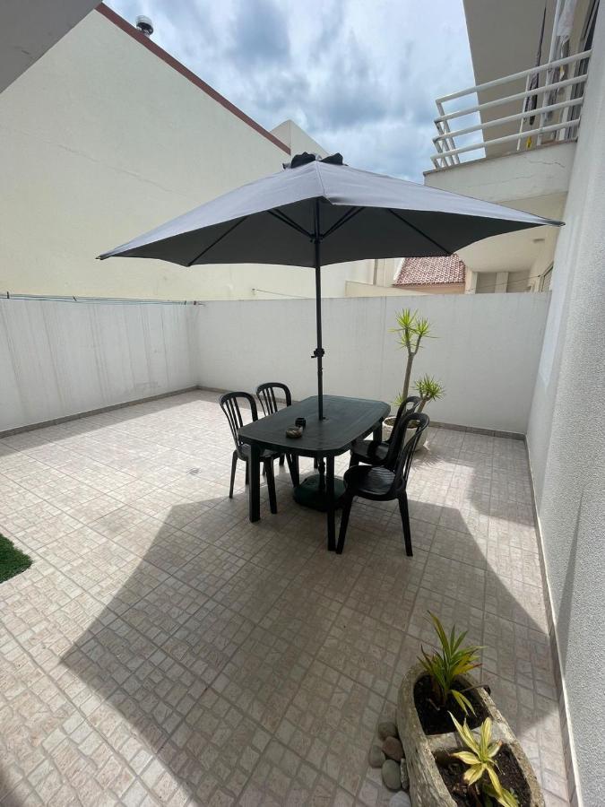 Cricket Apartments Феррел Экстерьер фото